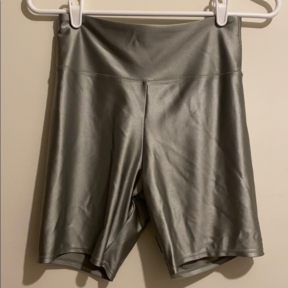 Forever 21 Biker Shorts Size M